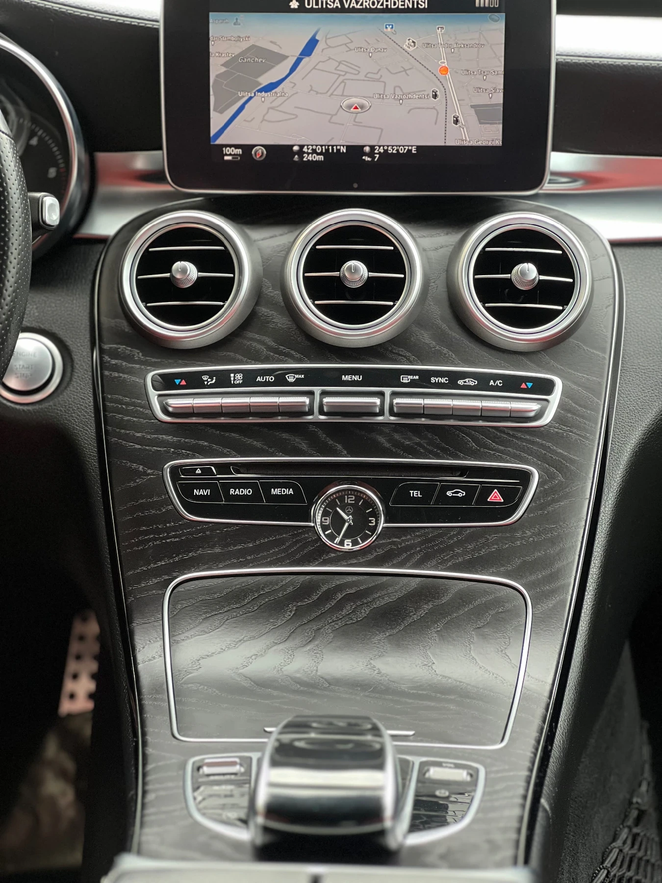 Mercedes-Benz C 250 AMG LINE//FULL | Mobile.bg   11