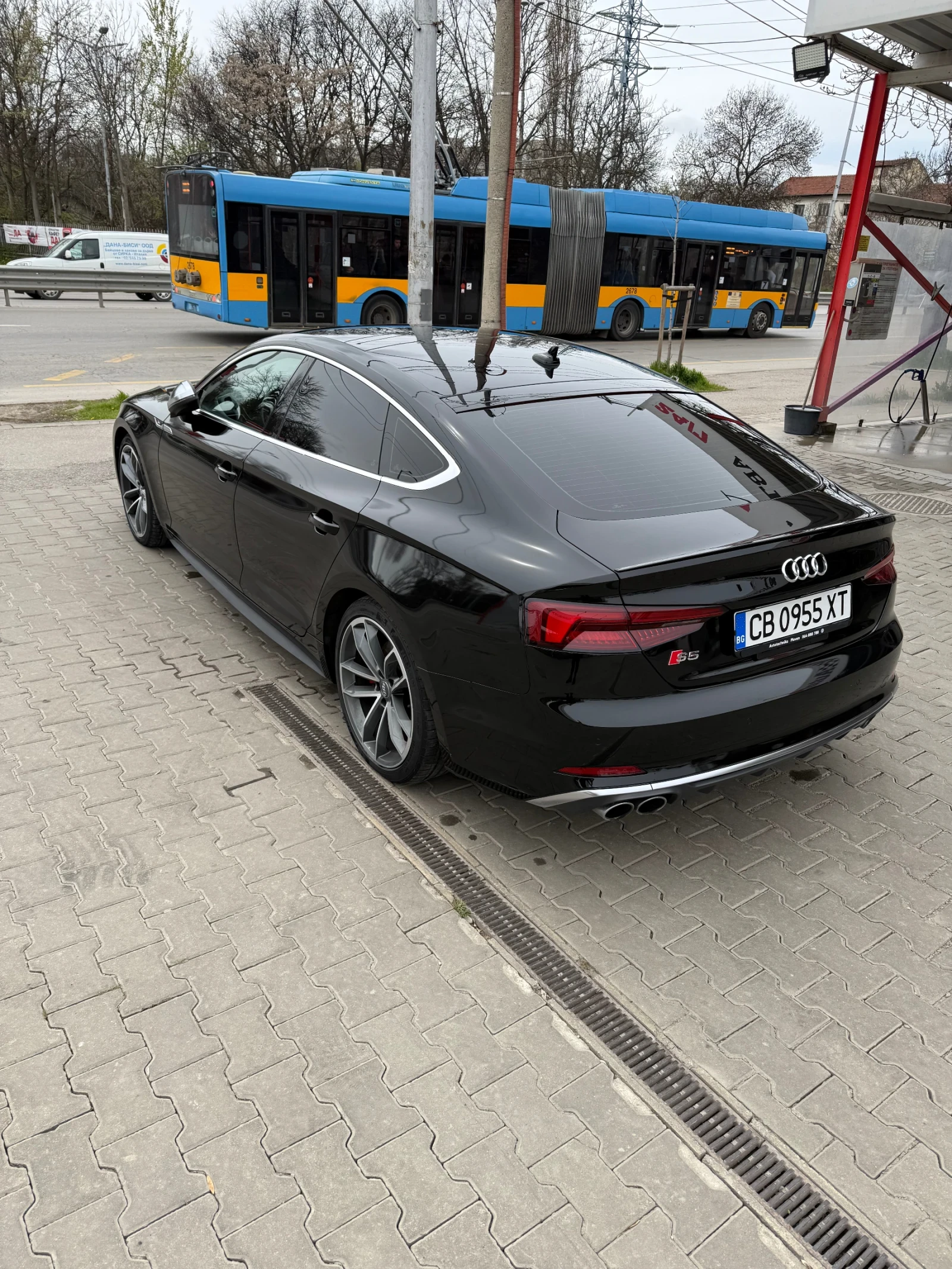 Audi S5 52000 км РЕАЛНИ - изображение 6
