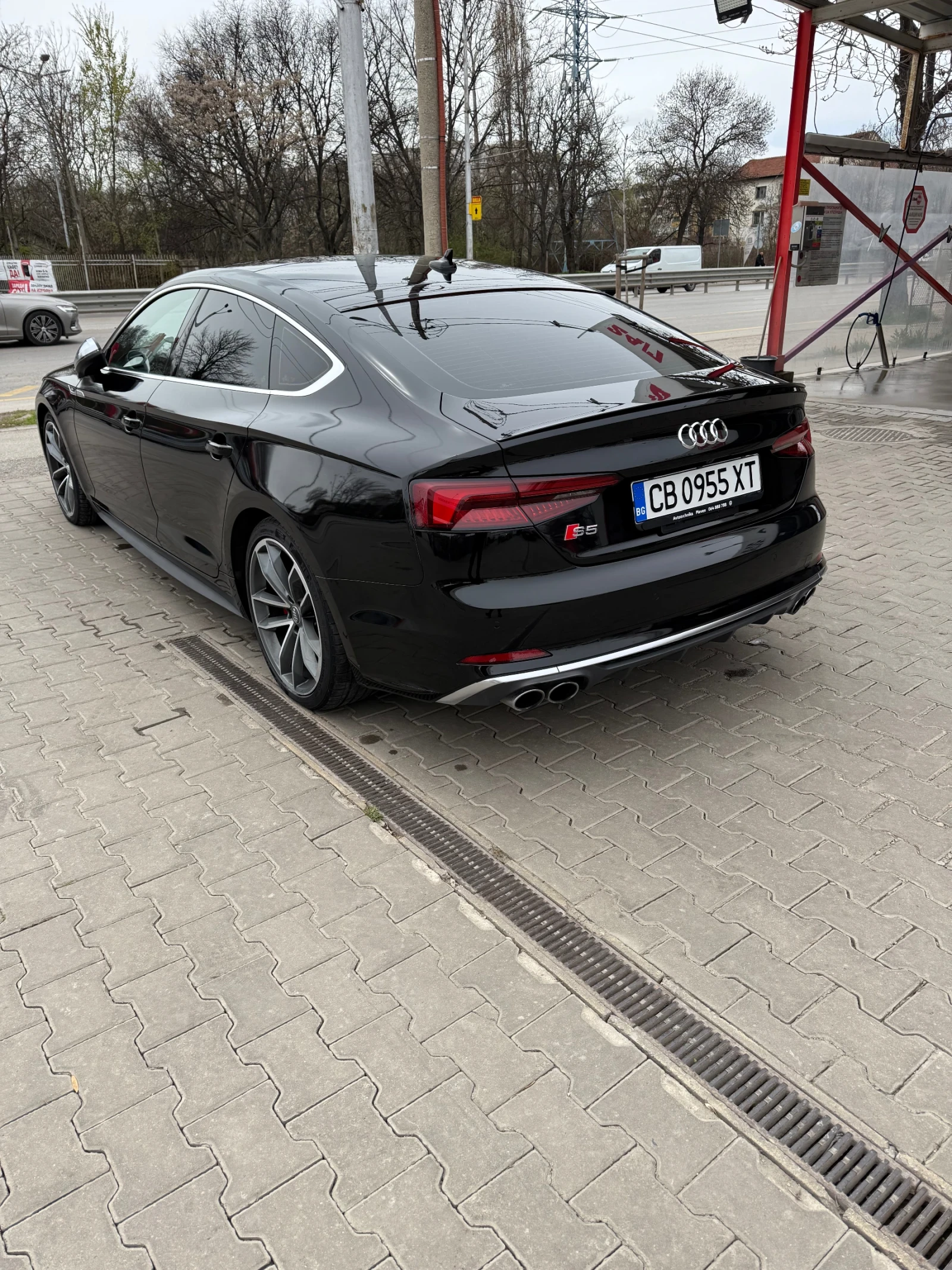 Audi S5 52000 км РЕАЛНИ - изображение 9