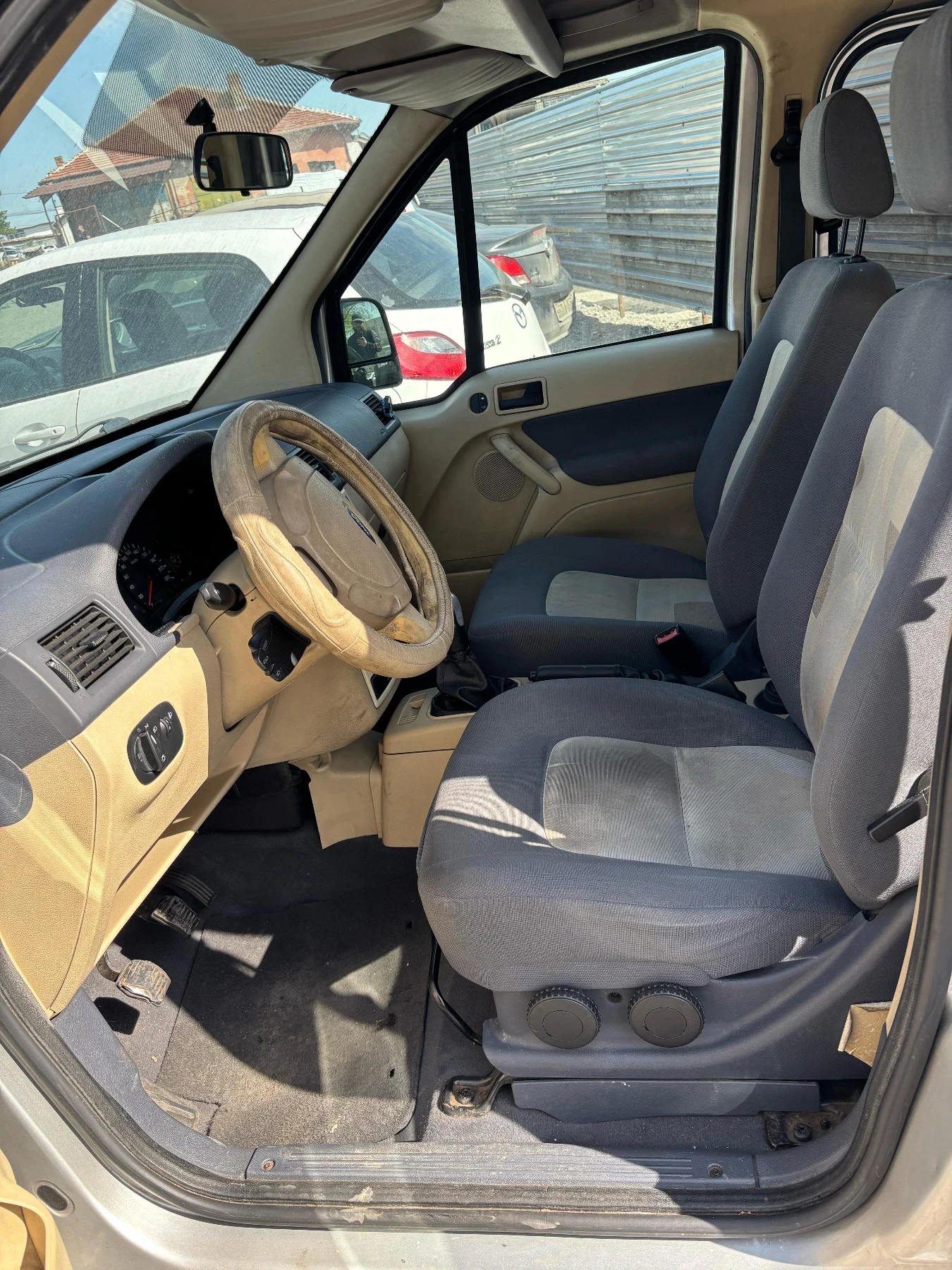 Ford Connect Пътнически GLX - изображение 4