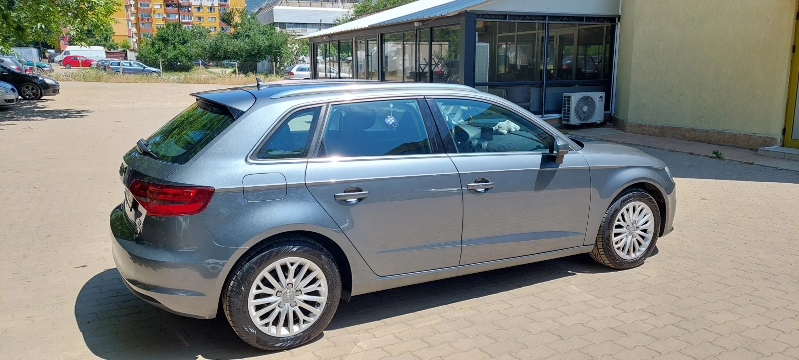 Audi A3 1.6 TDI ULTRA  - изображение 10