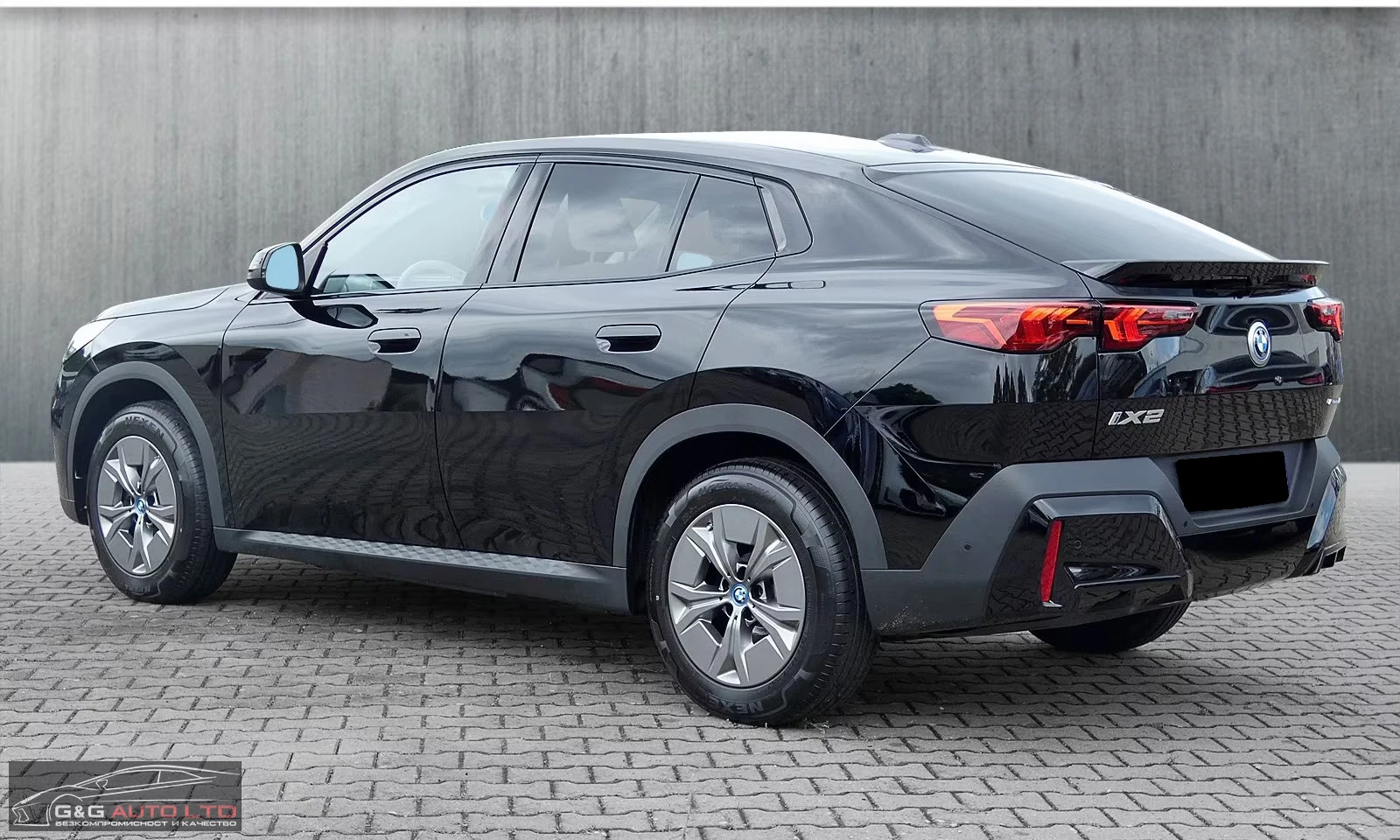 BMW iX2 eDrive20/204HP/NAVI/LED/CAM/CARPLAY/KLESS/251g - изображение 4