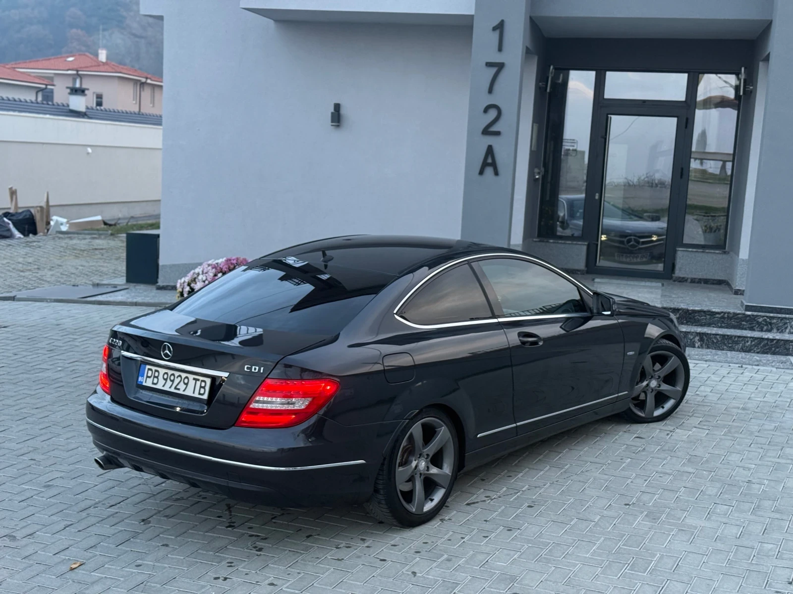 Mercedes-Benz C 220 FACE/+ КАСКО/ ОТЛИЧЕН  - изображение 4