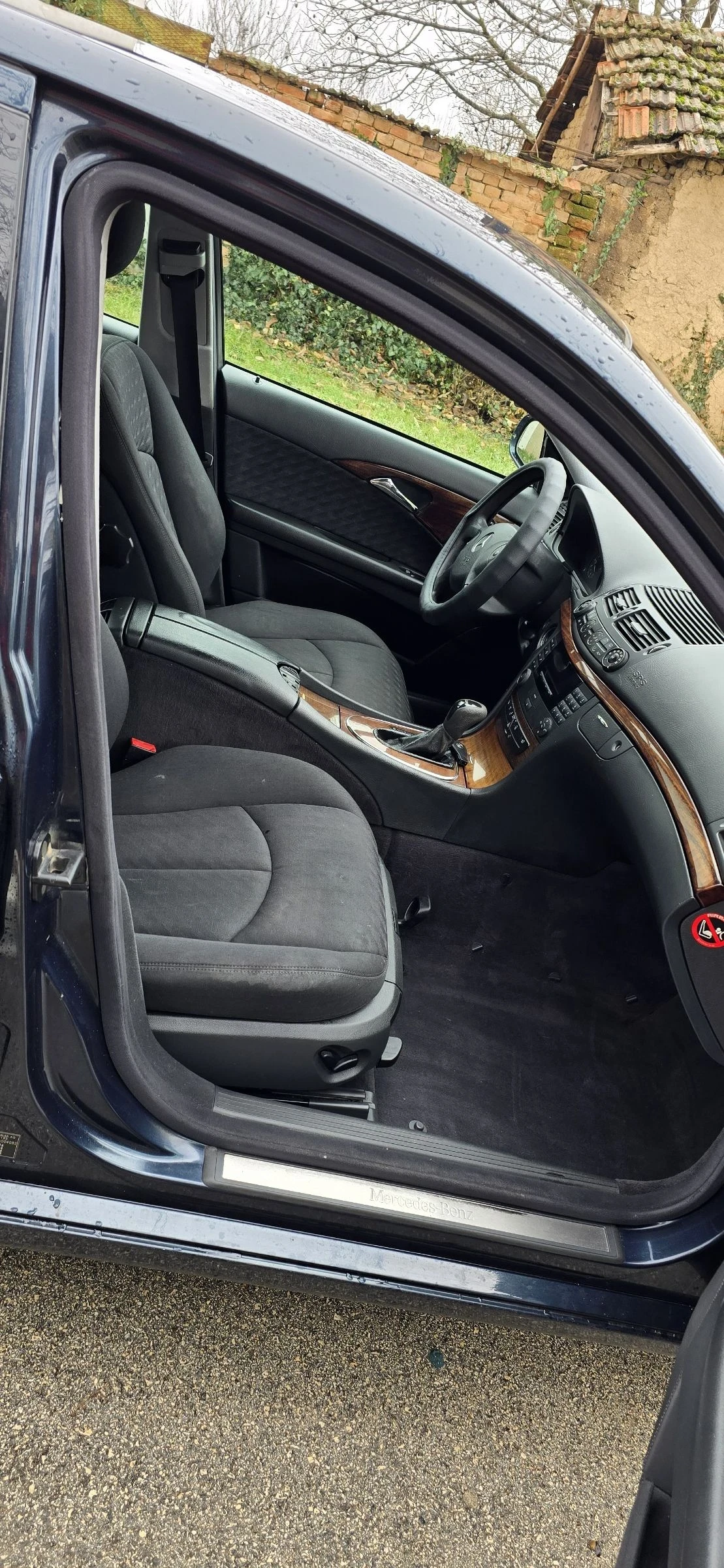 Mercedes-Benz E 240 2.6i, ������� | Mobile.bg � ����������� 10