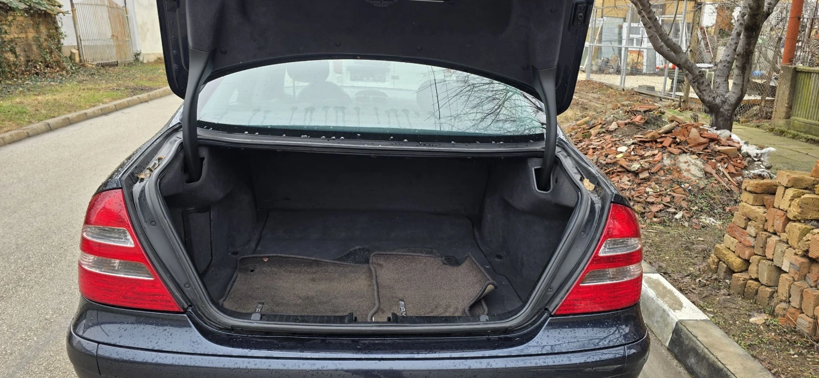 Mercedes-Benz E 240 2.6i, ������� | Mobile.bg � ����������� 9