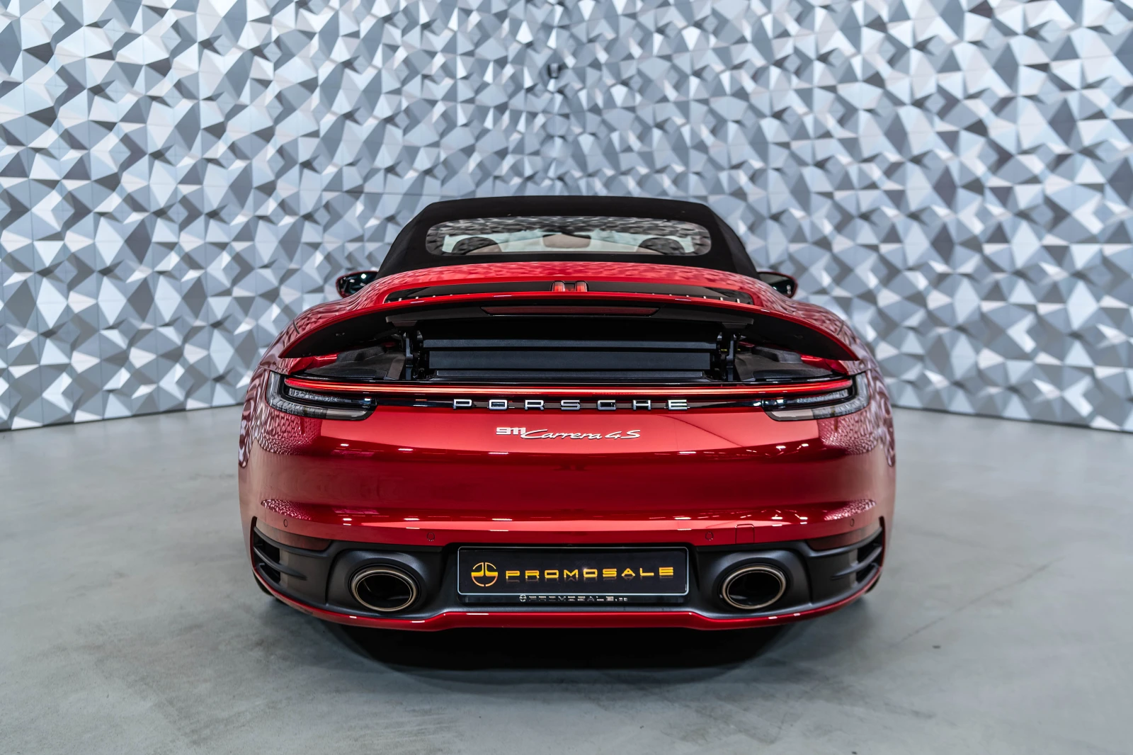 Porsche 911 Carrera 4S * Akrapovic* Sportchrono* 360 - изображение 5