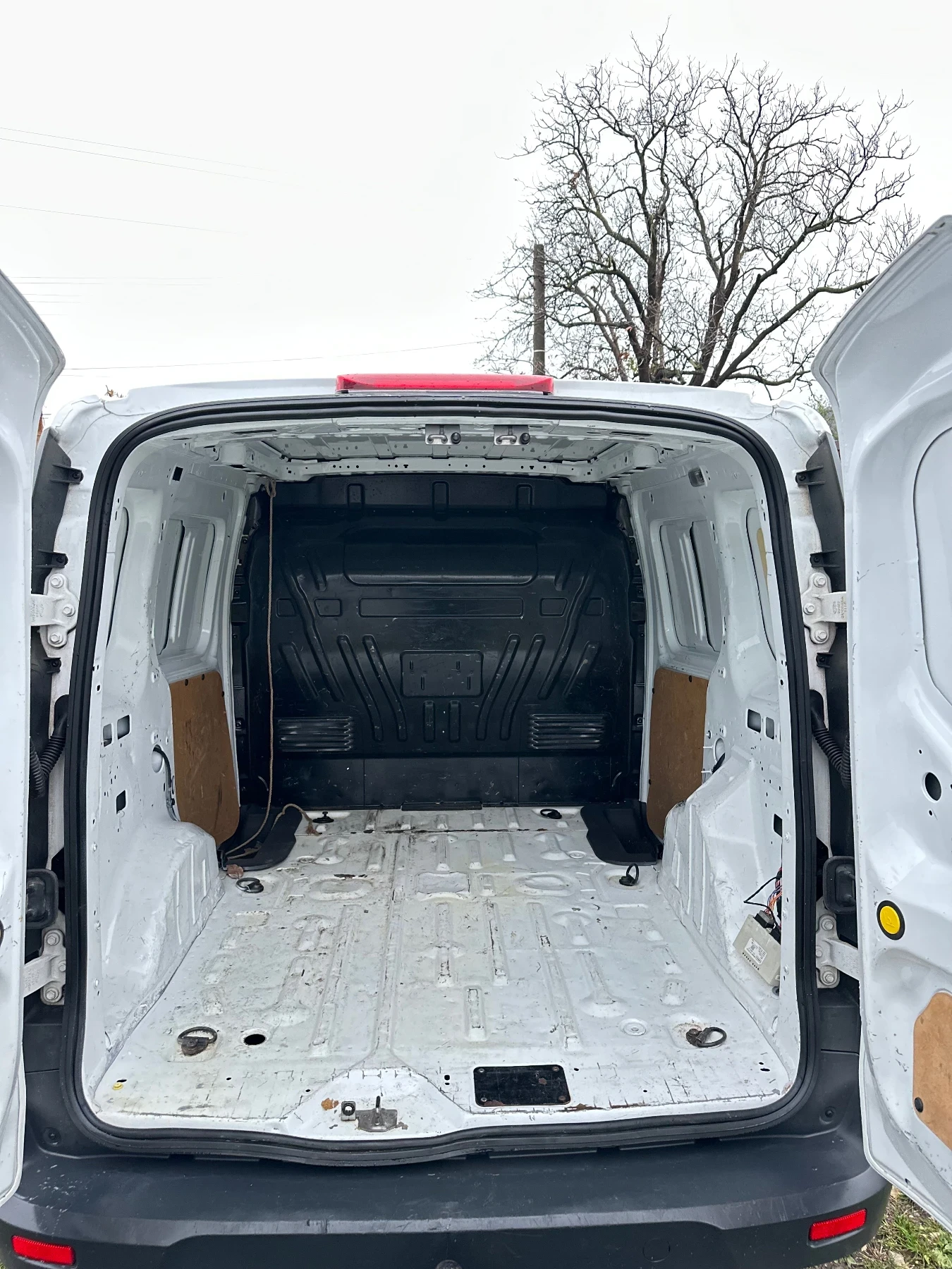 Ford Tourneo Connect | Mobile.bg � ����������� 4