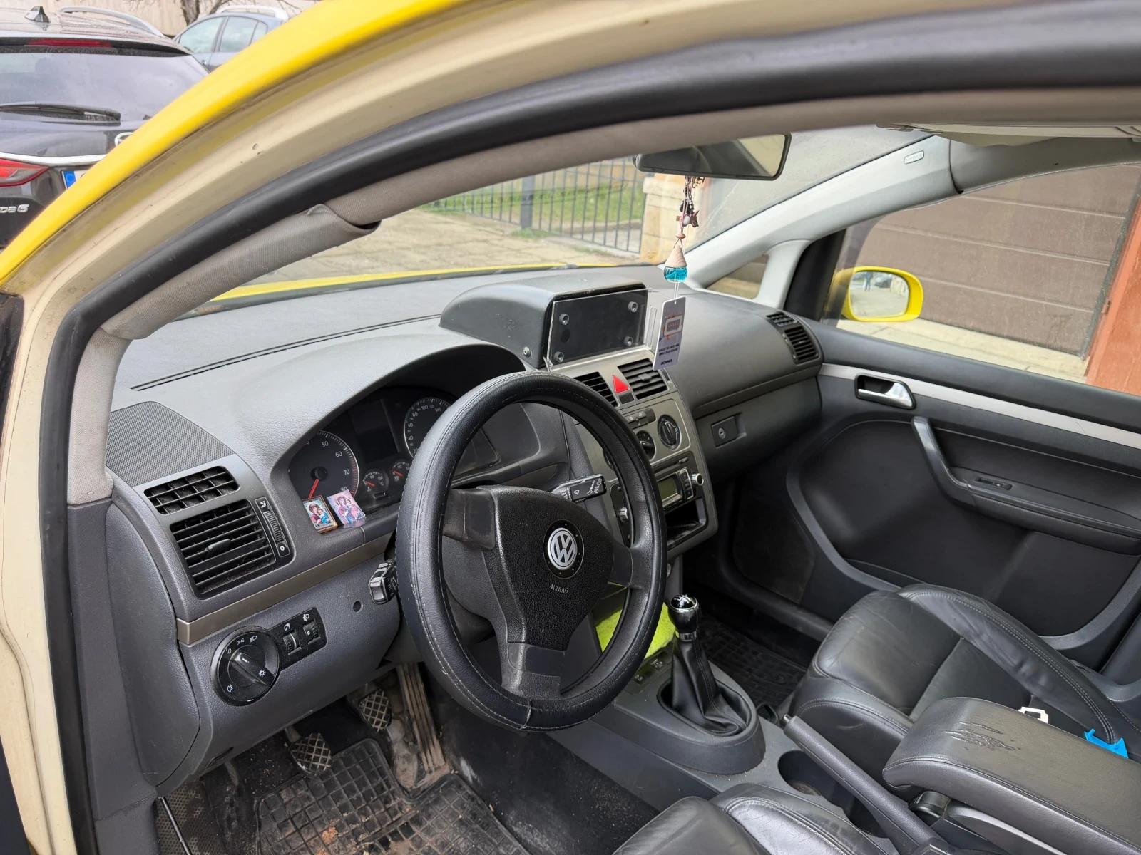 VW Touran 2.0 eco fuell, снимка 5 - Автомобили и джипове - 53961931