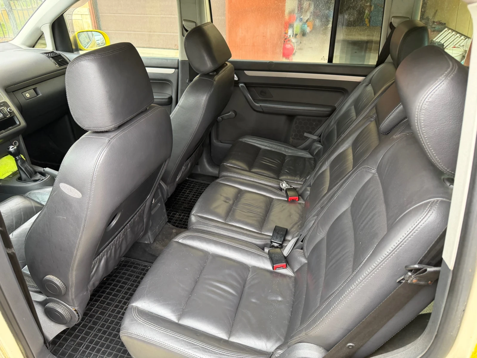 VW Touran 2.0 eco fuell, снимка 10 - Автомобили и джипове - 53961931