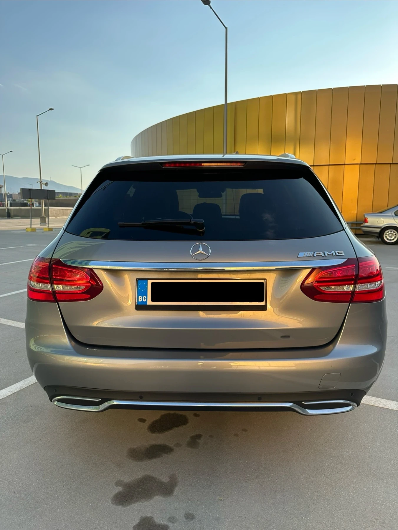 Mercedes-Benz C 250 4x4/AMG LINE/PANORAMA/HEAD UP, снимка 4 - Автомобили и джипове - 54033606