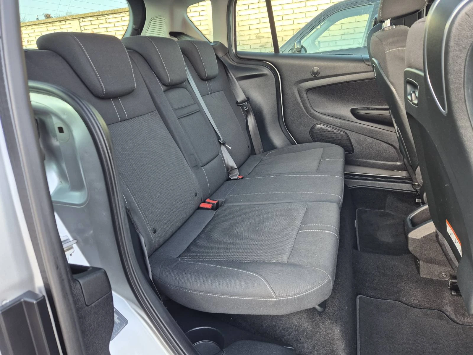 Ford B-Max 1.6D-95кс-ПАНОРАМА-TITANIUM-INDIVIDUAL-LED, снимка 14 - Автомобили и джипове - 54151241