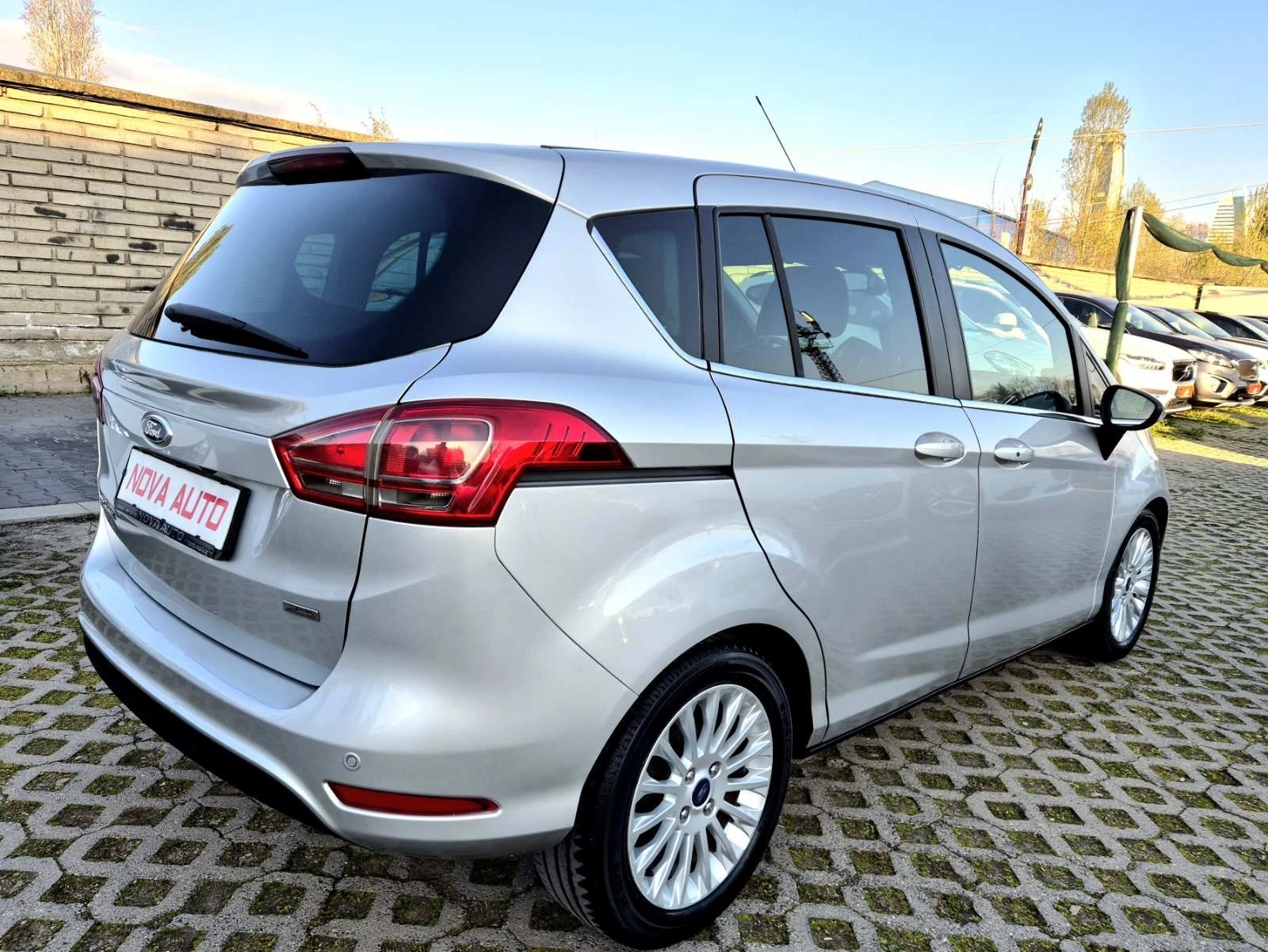 Ford B-Max 1.6D-95кс-ПАНОРАМА-TITANIUM-INDIVIDUAL-LED, снимка 4 - Автомобили и джипове - 54151241