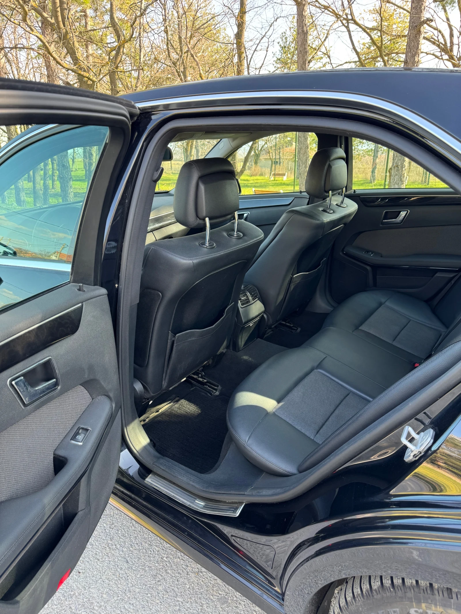 Mercedes-Benz E 350, снимка 10 - Автомобили и джипове - 54268829