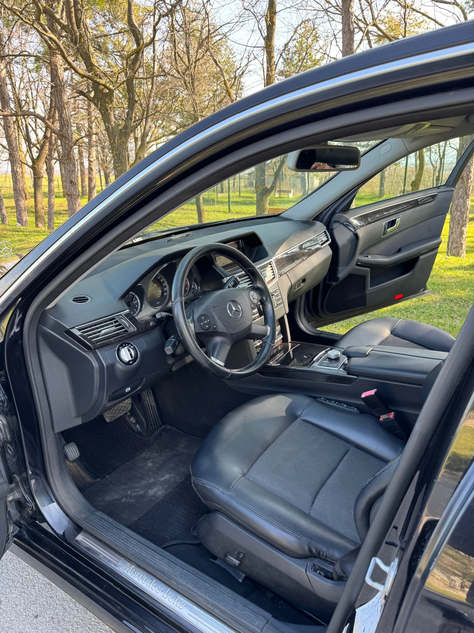 Mercedes-Benz E 350, снимка 8 - Автомобили и джипове - 54268829