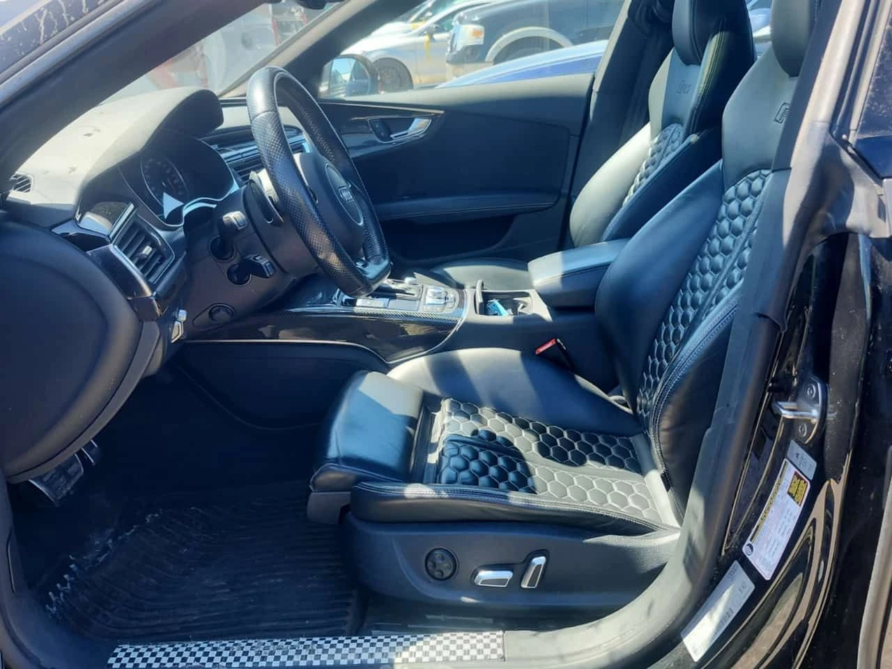 Audi Rs7 * PERFORMANCE * 2 КЛЮЧА * БЕЗ ИНЦИДЕНТИ * , снимка 8 - Автомобили и джипове - 54299711