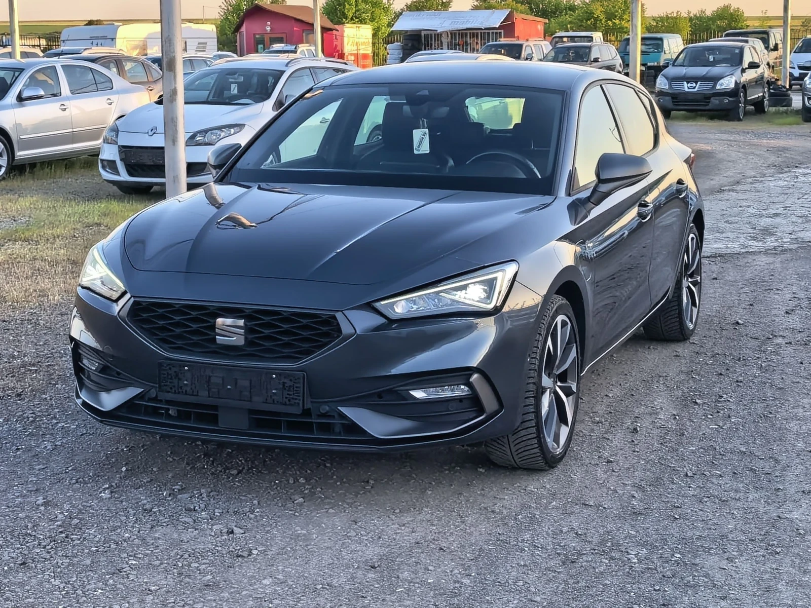 Seat Leon, снимка 2 - Автомобили и джипове - 54415491