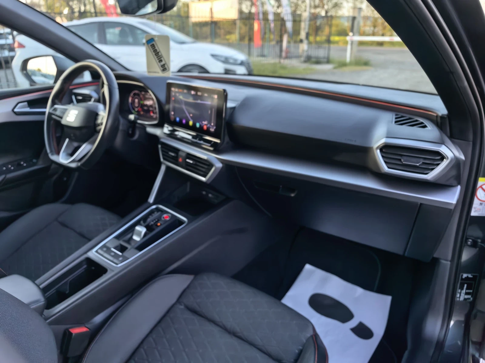 Seat Leon, снимка 10 - Автомобили и джипове - 54415491
