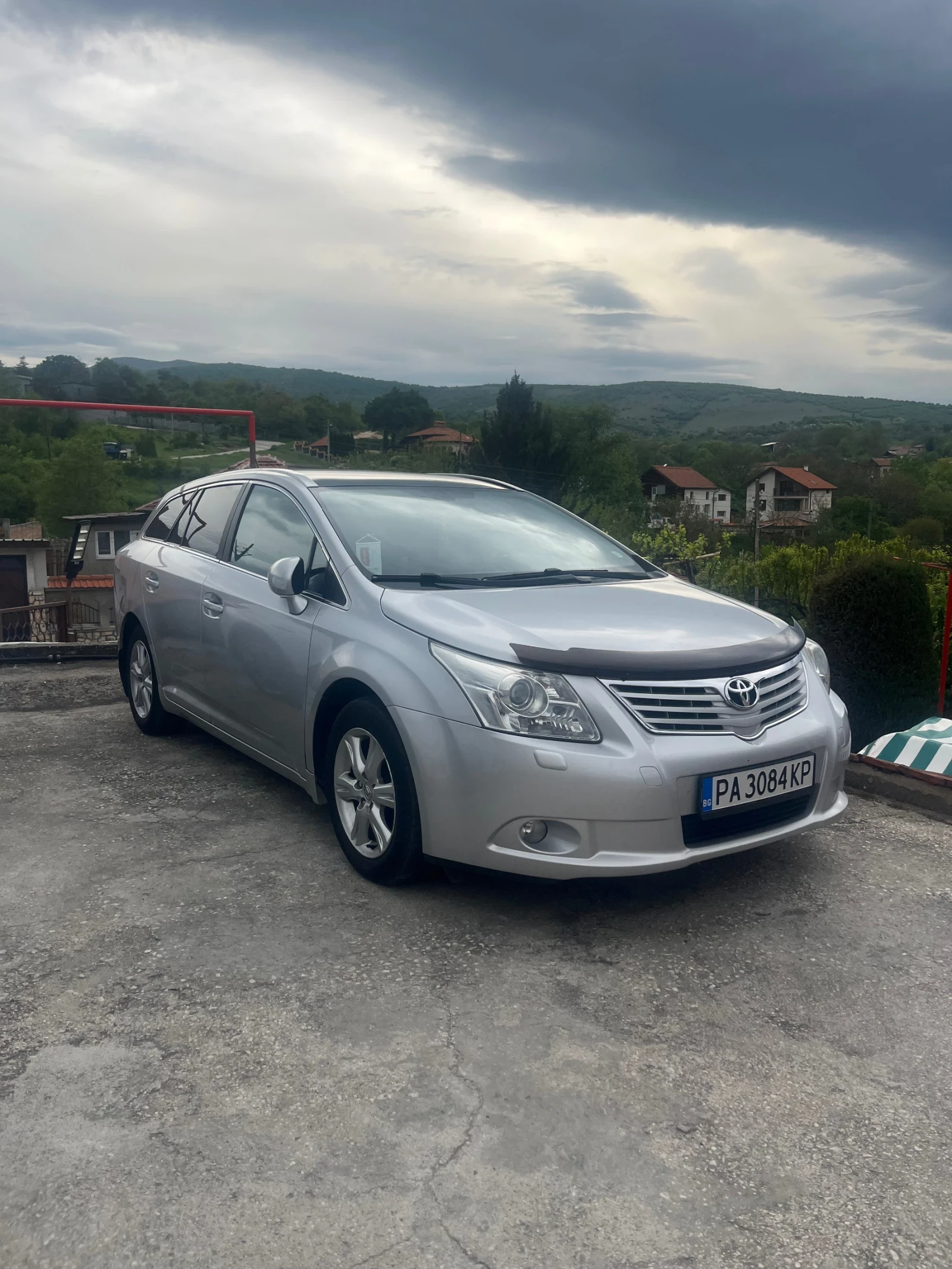 Toyota Avensis, снимка 2 - Автомобили и джипове - 54486123