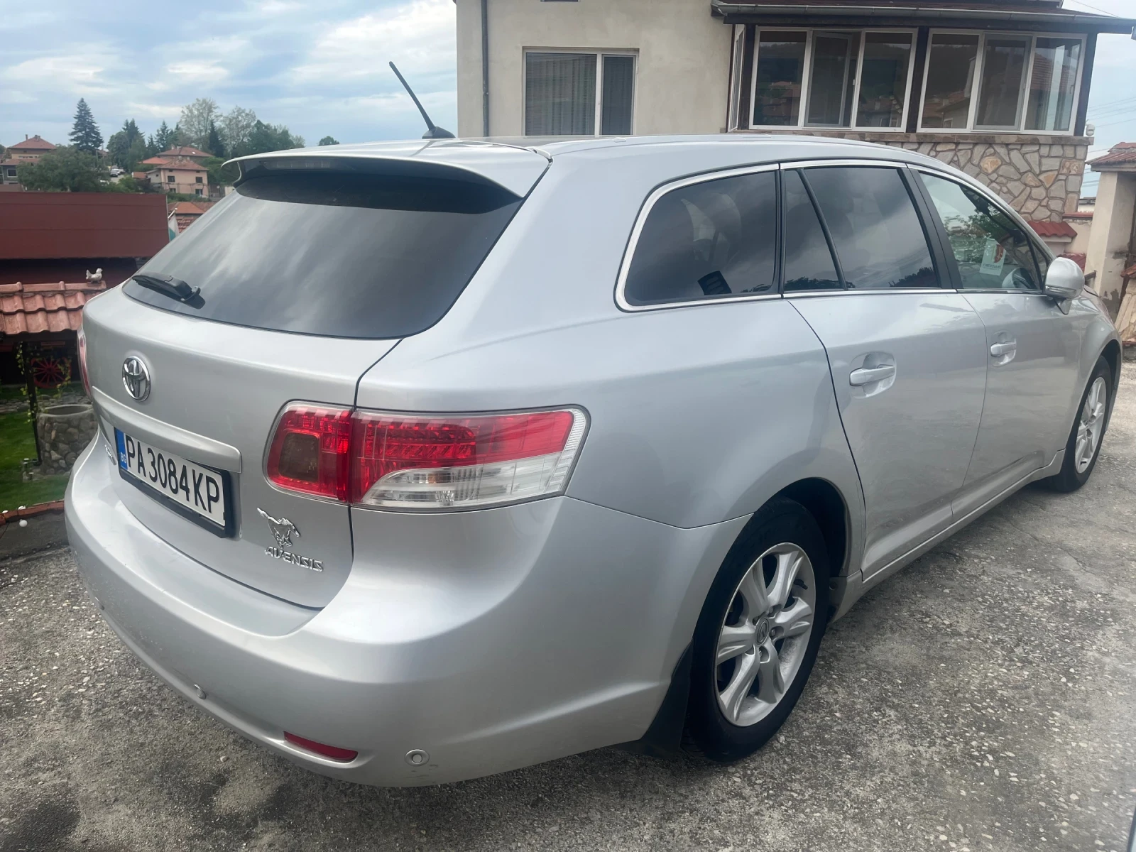 Toyota Avensis, снимка 6 - Автомобили и джипове - 54486123