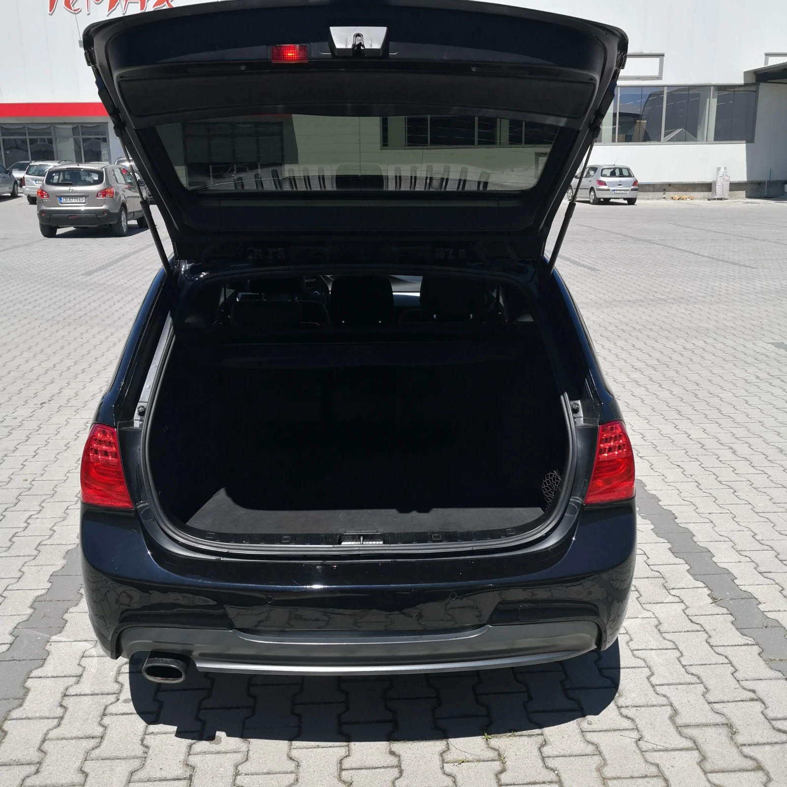 BMW 320 BMW 320D xDrive  E91 184PS SWISS, снимка 7 - Автомобили и джипове - 54555433