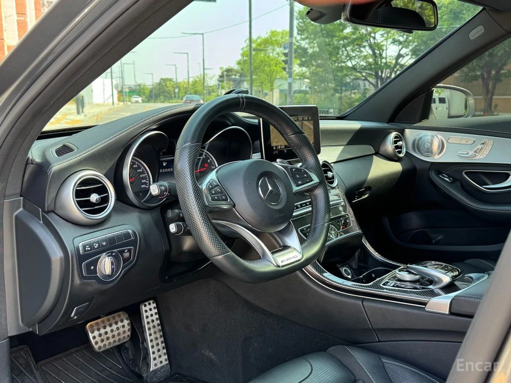 Mercedes-Benz C 63 AMG BURMESTER* HEAD-UP* 360 КАМЕРИ* ПАНОРАМА* КЕЙЛЕС, снимка 9 - Автомобили и джипове - 54625696