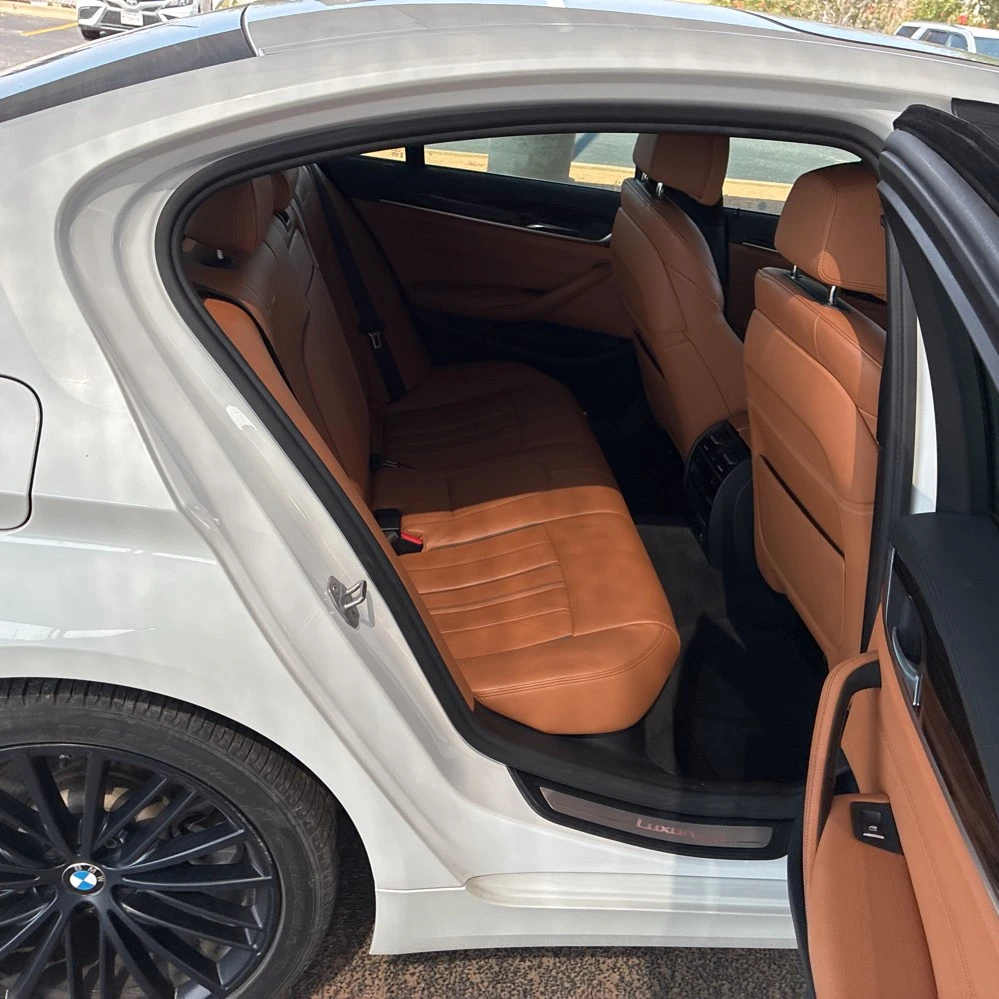 BMW 530 530Xdrive * Щета Градушка, снимка 13 - Автомобили и джипове - 55626259