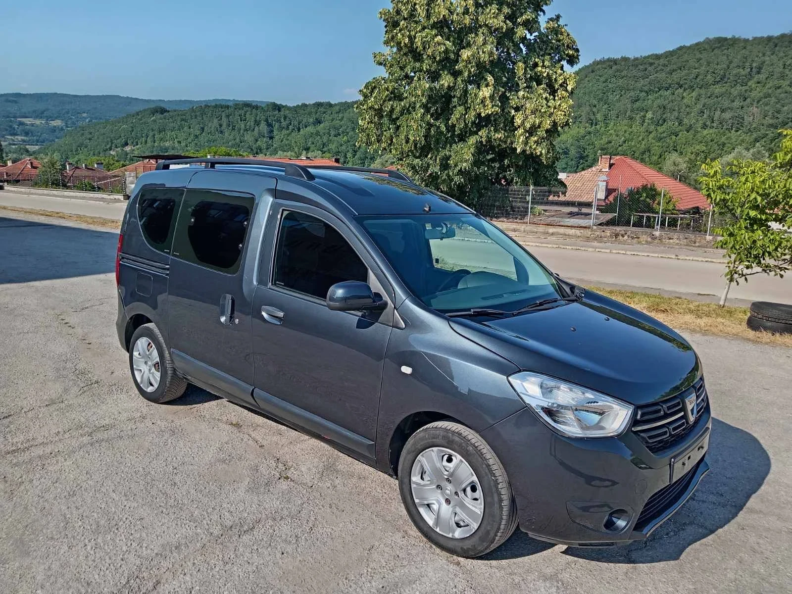 Dacia Dokker 1.5 DCI, снимка 3 - Автомобили и джипове - 55768290