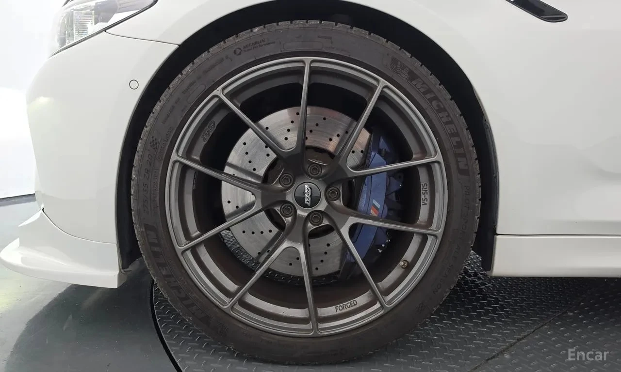 BMW M5 Sedan / Bowers & Wilkins / 360 / Лазери /  , снимка 5 - Автомобили и джипове - 55949581
