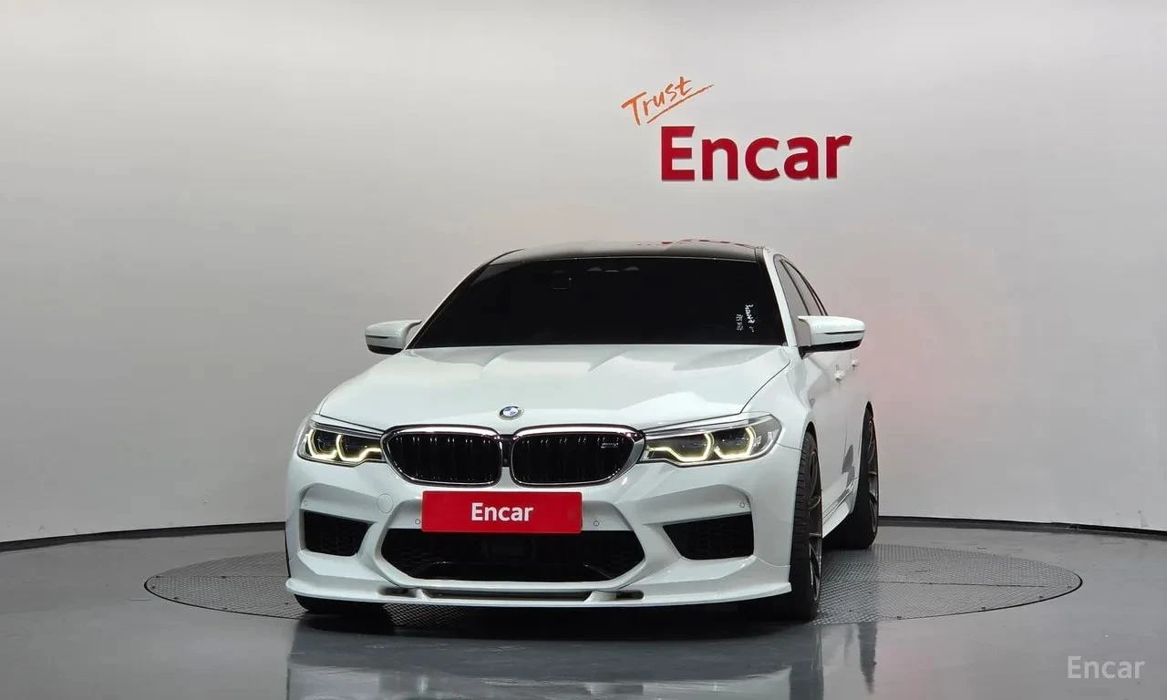 BMW M5 Sedan / Bowers & Wilkins / 360 / Лазери /  , снимка 3 - Автомобили и джипове - 55949581