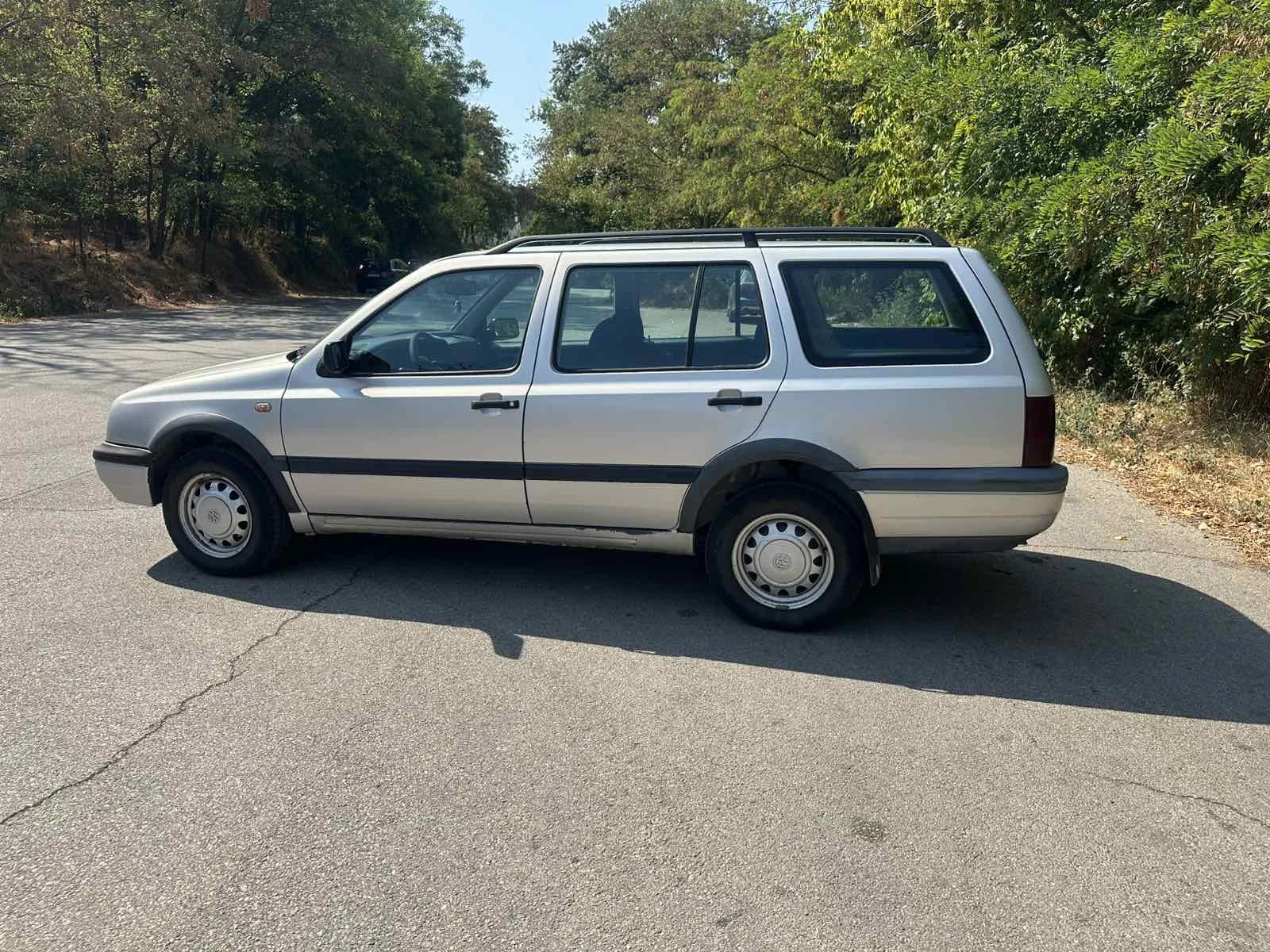 VW Golf syncro, снимка 3 - Автомобили и джипове - 56039870