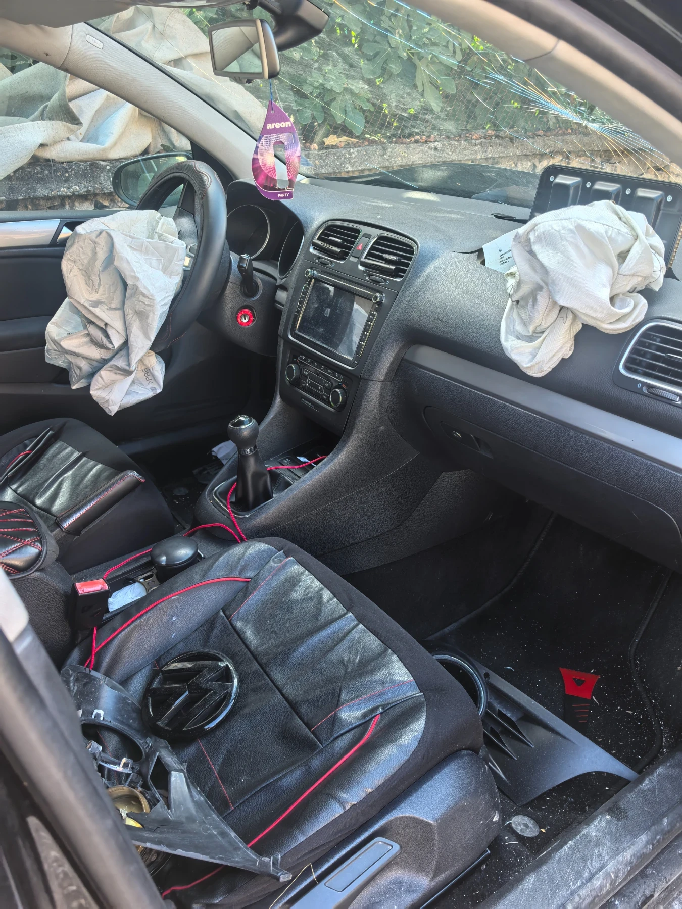 VW Golf, снимка 3 - Автомобили и джипове - 56421791