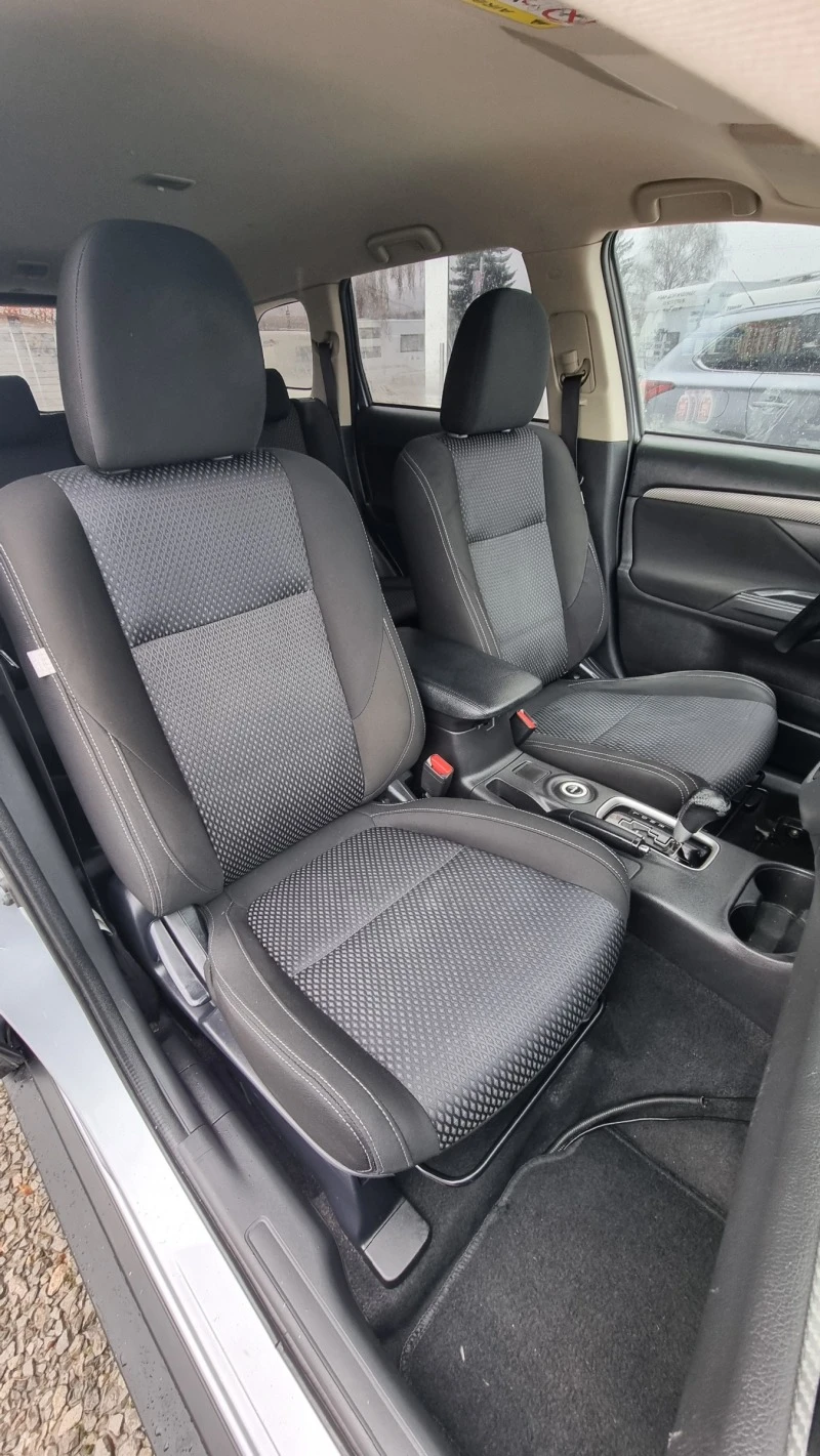 Mitsubishi Outlander 2.2 6+ 1 МЕСТА, снимка 12 - Автомобили и джипове - 43713092