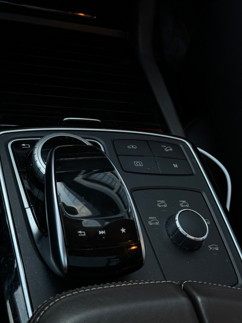 Mercedes-Benz GLS 500, снимка 6 - Автомобили и джипове - 46400434