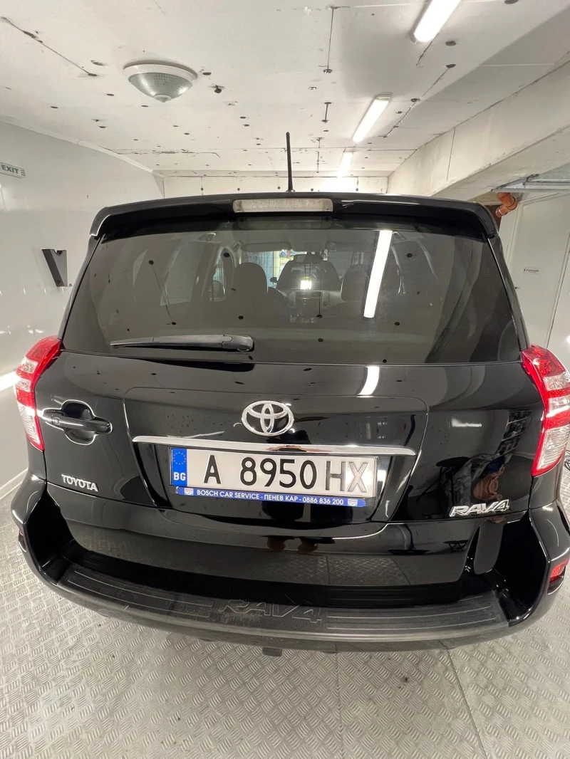 Toyota Rav4 2.2D4D FACELIFT, снимка 3 - Автомобили и джипове - 47076799