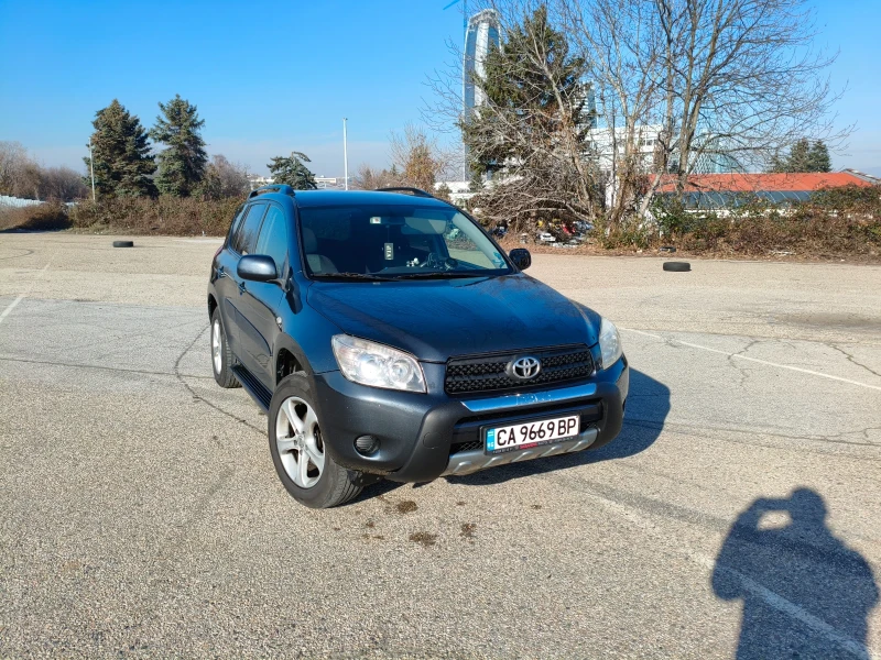 Toyota Rav4 2.0 VVT, снимка 12 - Автомобили и джипове - 52847916