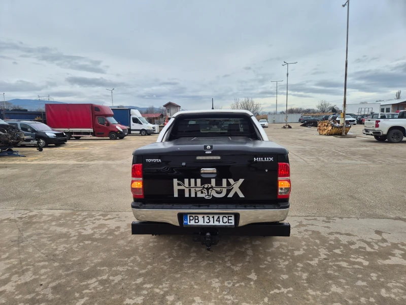 Toyota Hilux Пикап, снимка 6 - Автомобили и джипове - 53057155