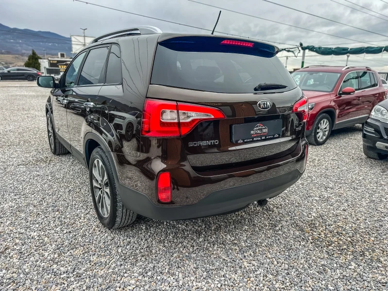 Kia Sorento 2.2 CRDI FACELIFT::CAMERA::FULL ИСТОРИЯ::, снимка 6 - Автомобили и джипове - 53074515