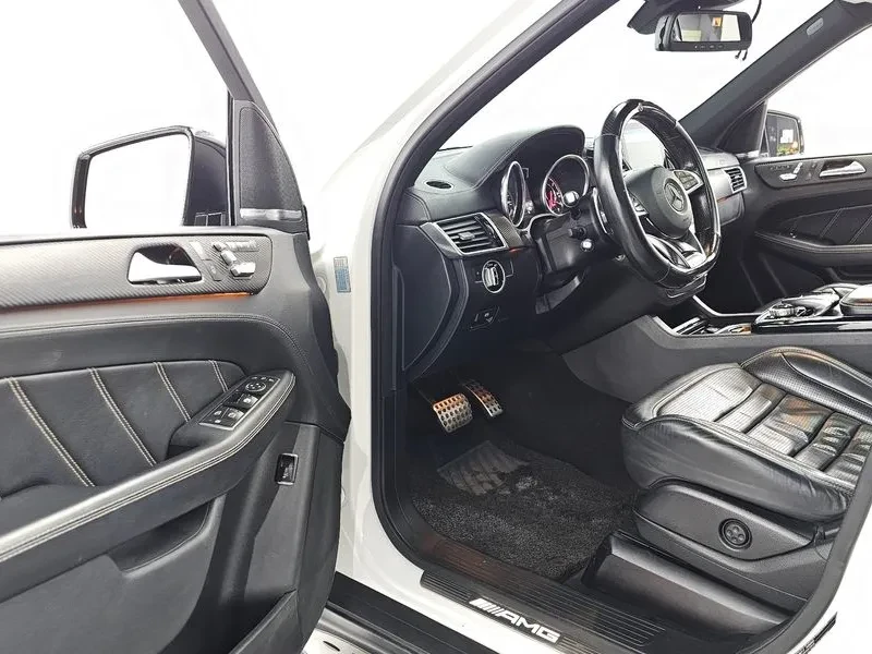 Mercedes-Benz GLE 63 AMG W166 Amg Gle63 4Matic, снимка 10 - Автомобили и джипове - 54917443