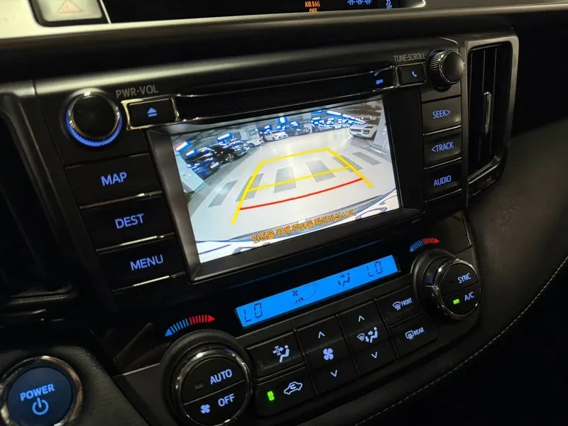Toyota Rav4 2.5 4WD HYBRID, снимка 13 - Автомобили и джипове - 55559674