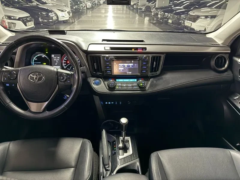 Toyota Rav4 2.5 4WD HYBRID, снимка 7 - Автомобили и джипове - 55559674
