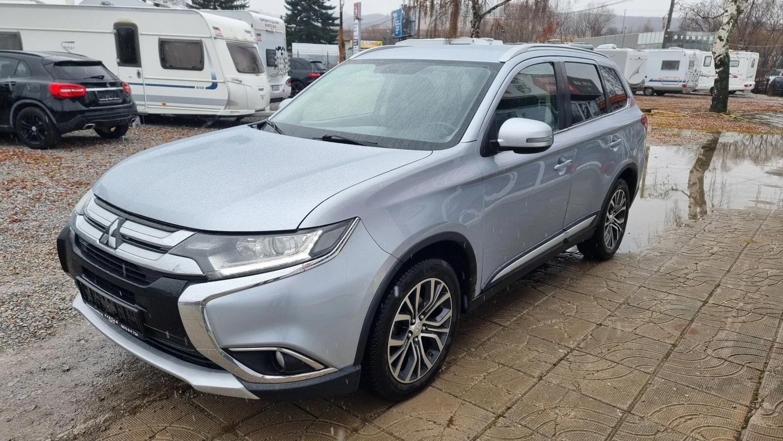 Mitsubishi Outlander 2.2 6+ 1 МЕСТА - изображение 3