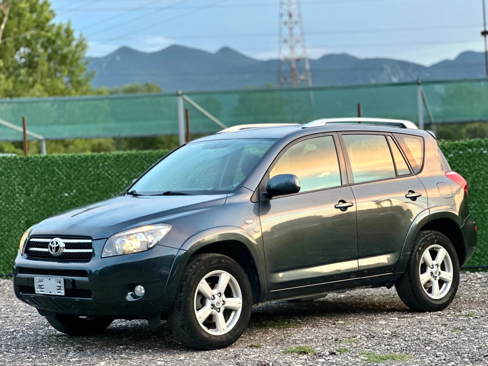 Toyota Rav4 2.2D * * ИТАЛИЯ* *  - изображение 3