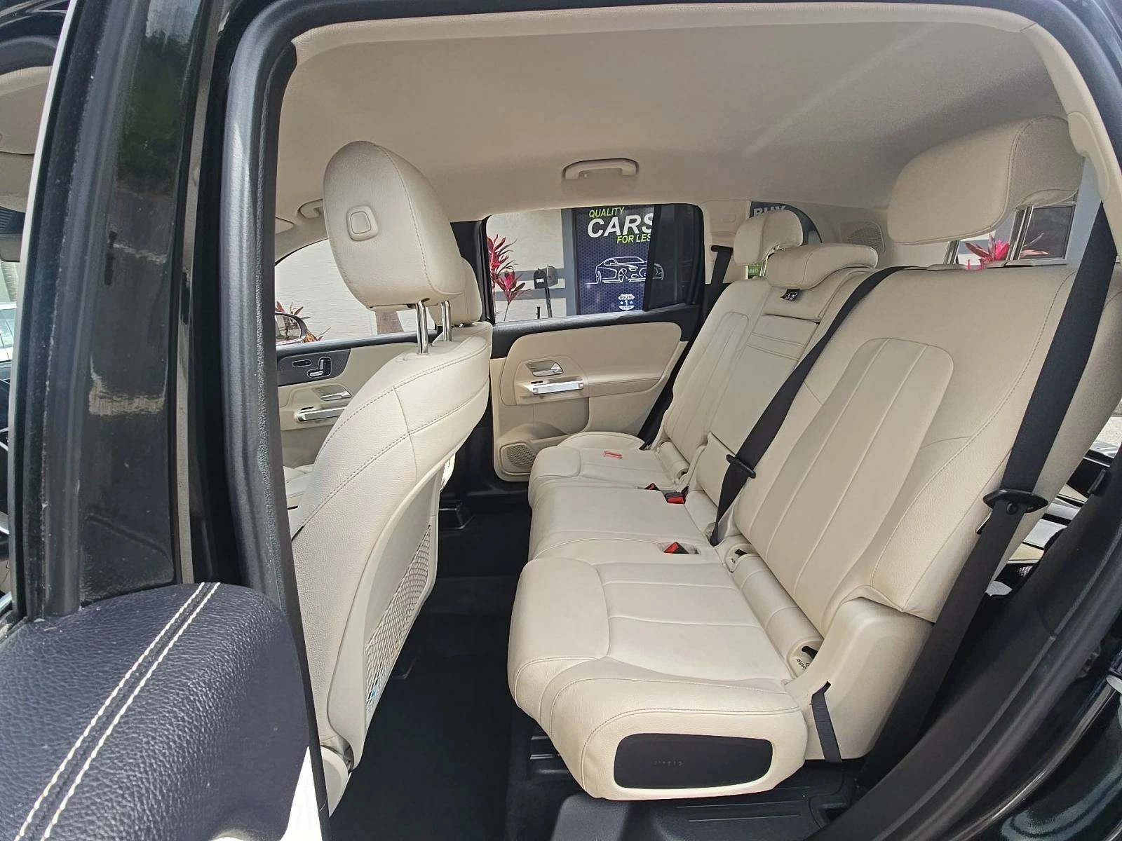 Mercedes-Benz GLB 2020* Дигитал* м.точка* подгрев* камера* 4матик - изображение 9