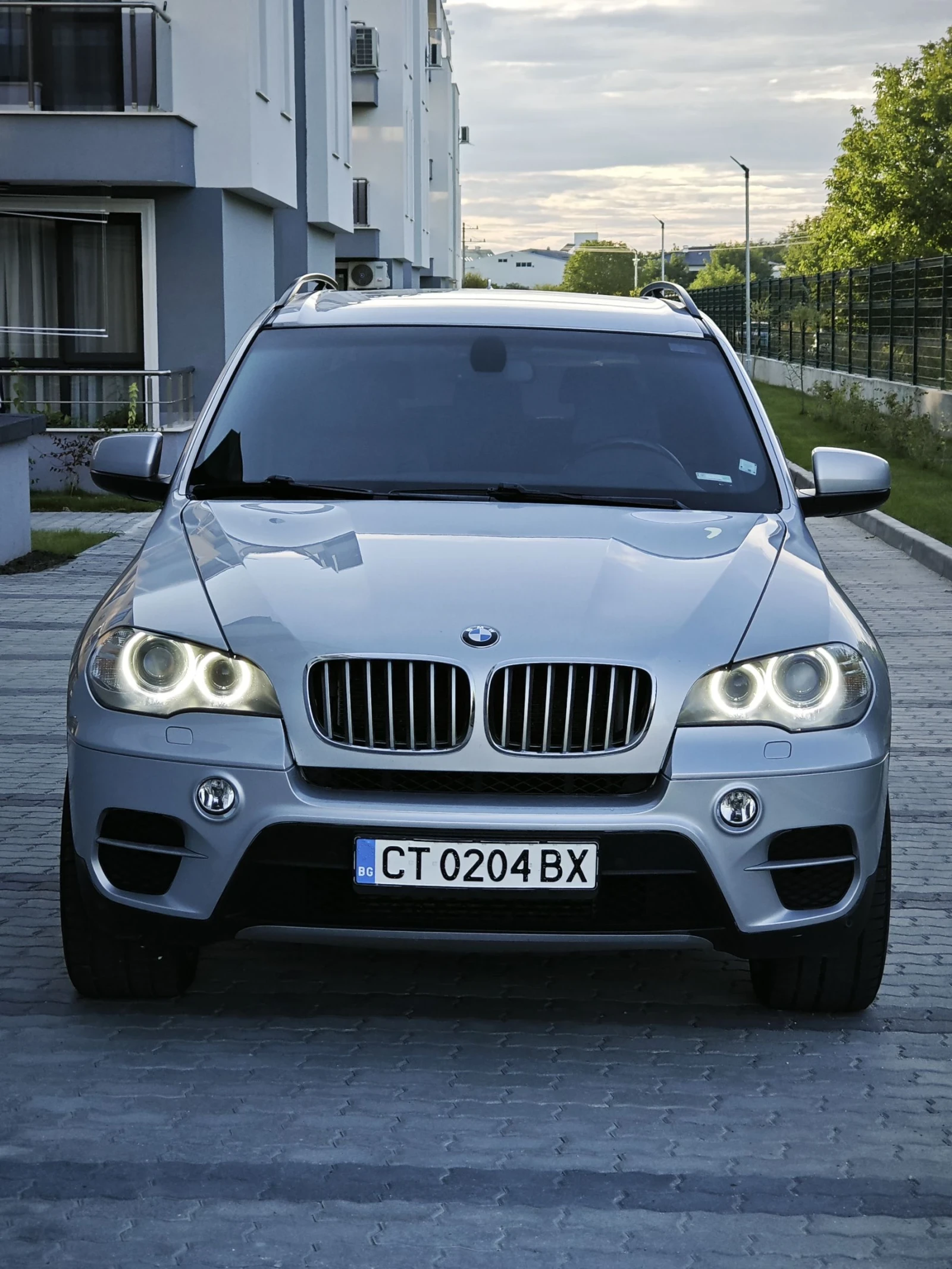 BMW X5  - изображение 2