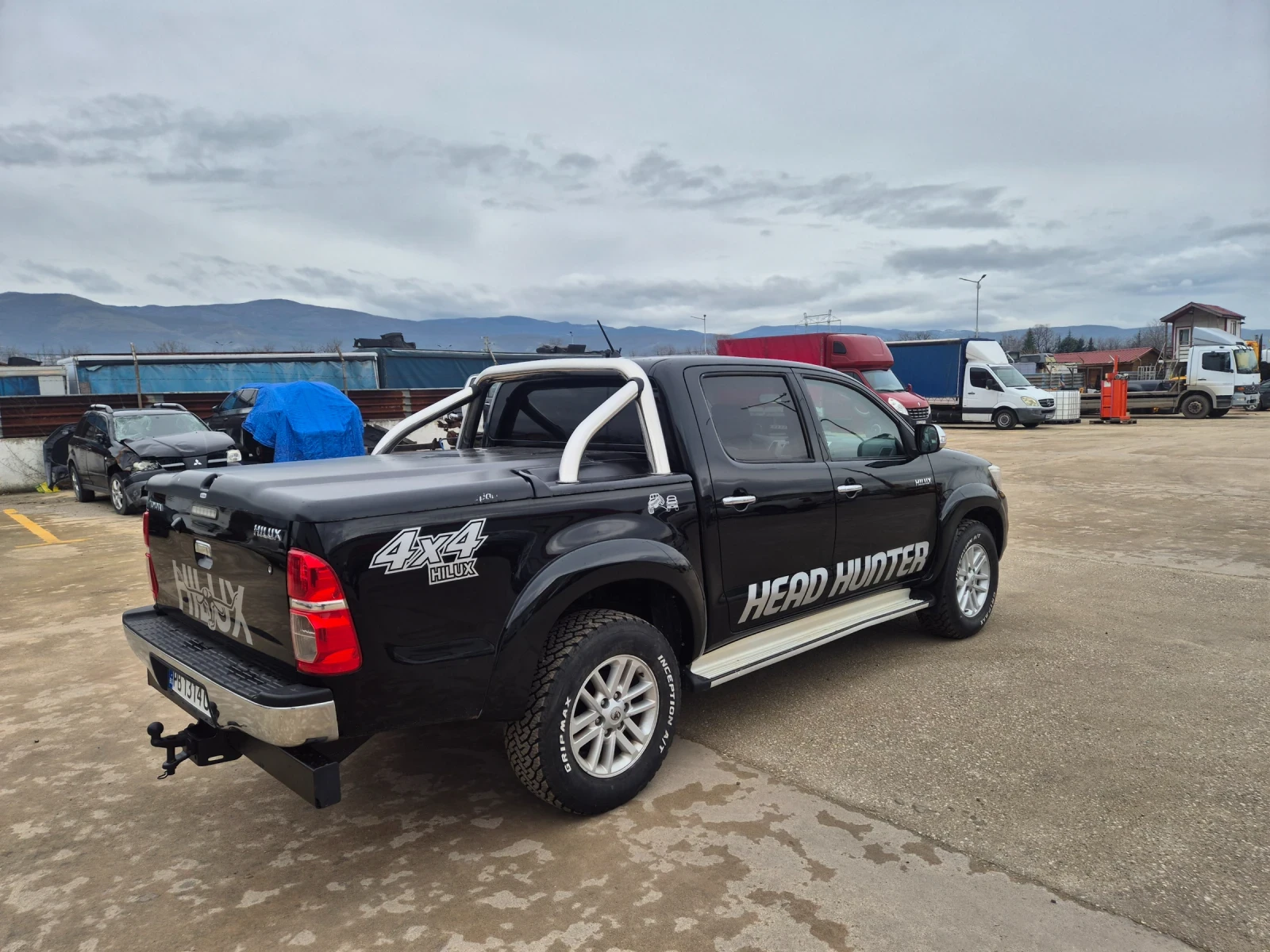 Toyota Hilux Пикап - изображение 5