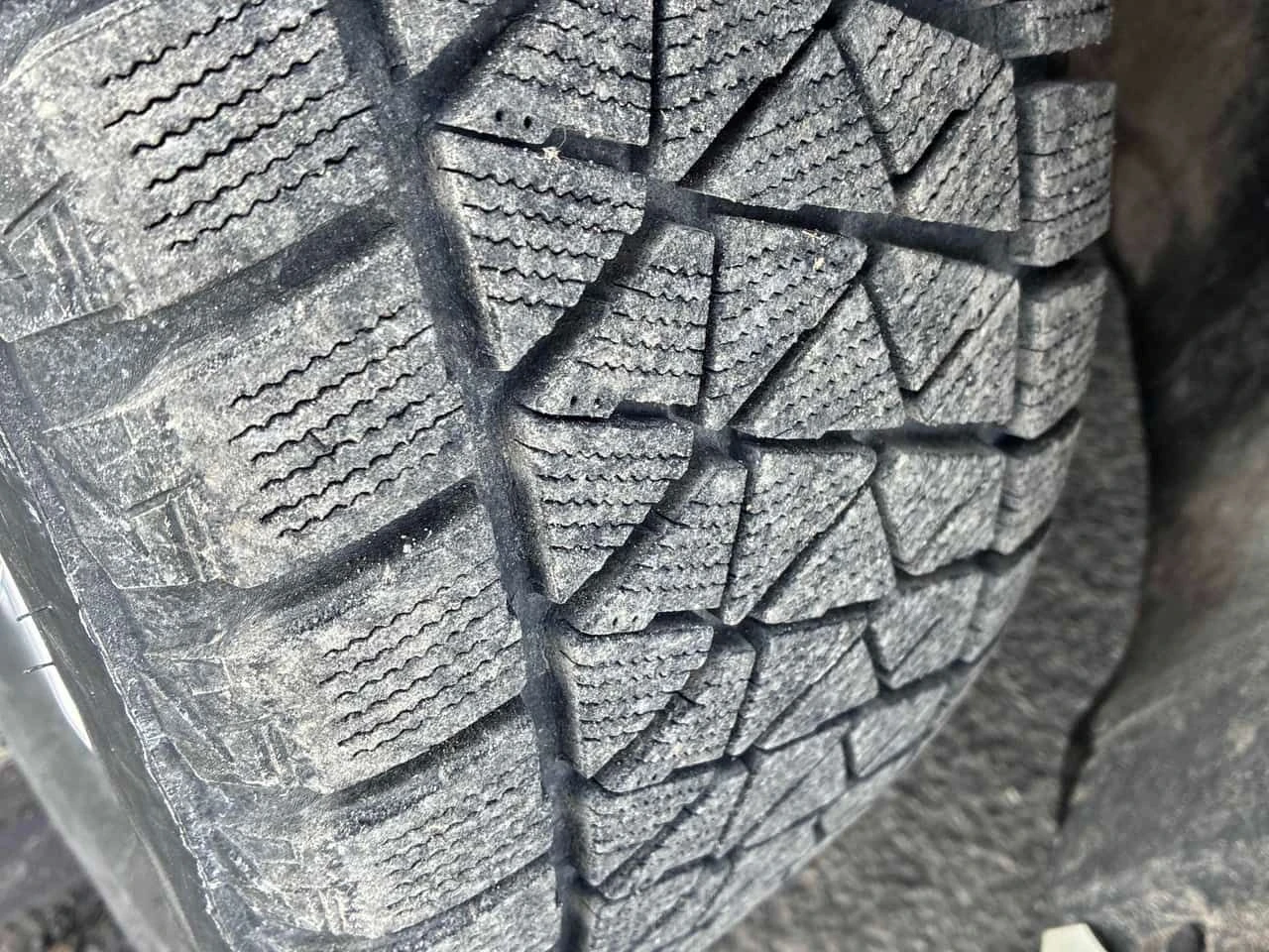 Audi Q3 Komfort/CARFAX/ПАНОРАМА/ПОДГРЕВИ, снимка 15 - Автомобили и джипове - 53774215