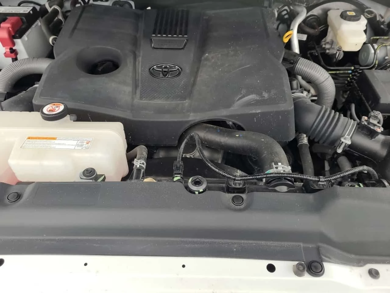 Toyota Tundra TRD| CARFAX| ПОДГРЕВИ| , снимка 9 - Автомобили и джипове - 53988431