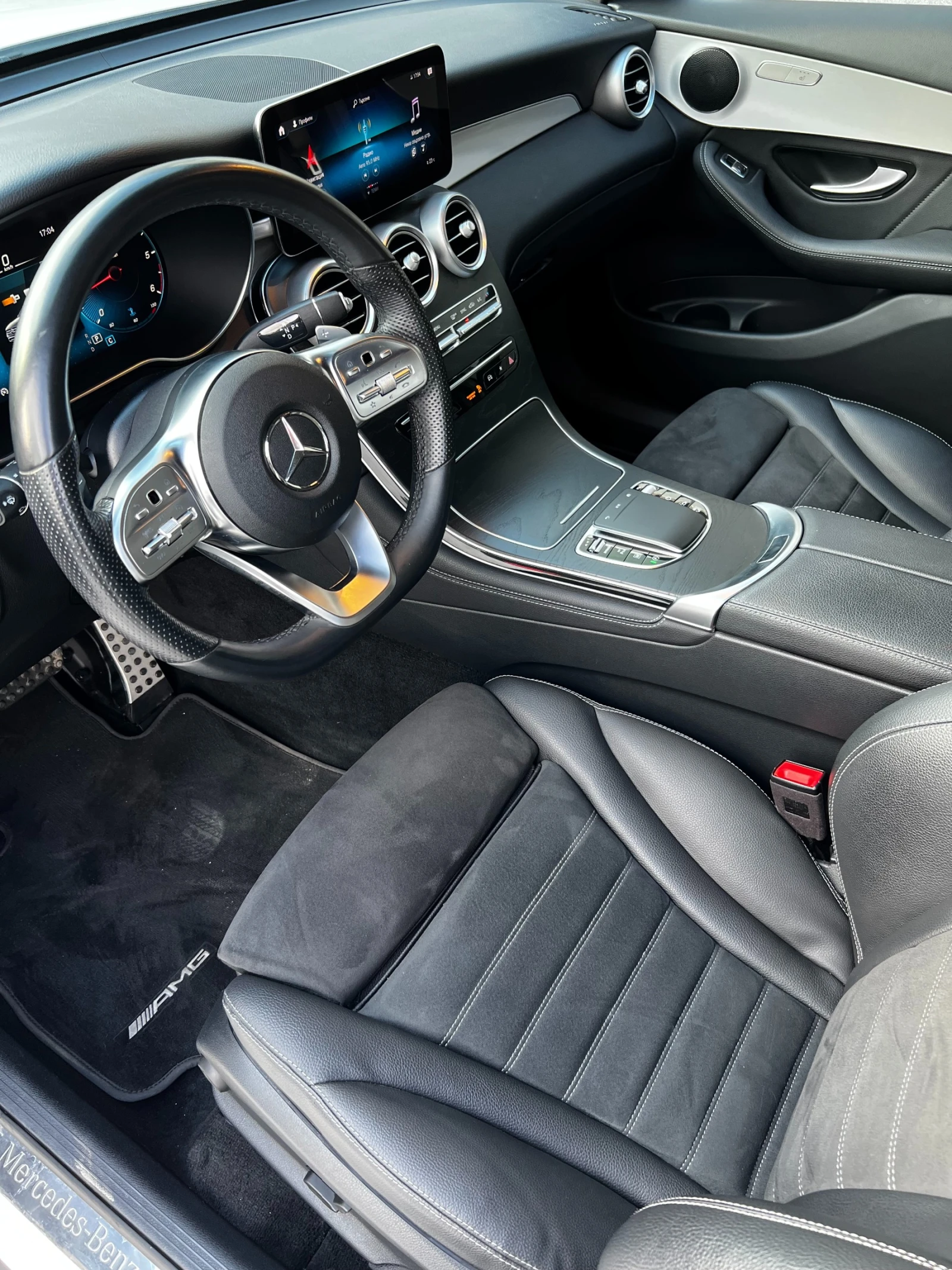 Mercedes-Benz GLC 220 4-Matic AMG, снимка 10 - Автомобили и джипове - 54007065