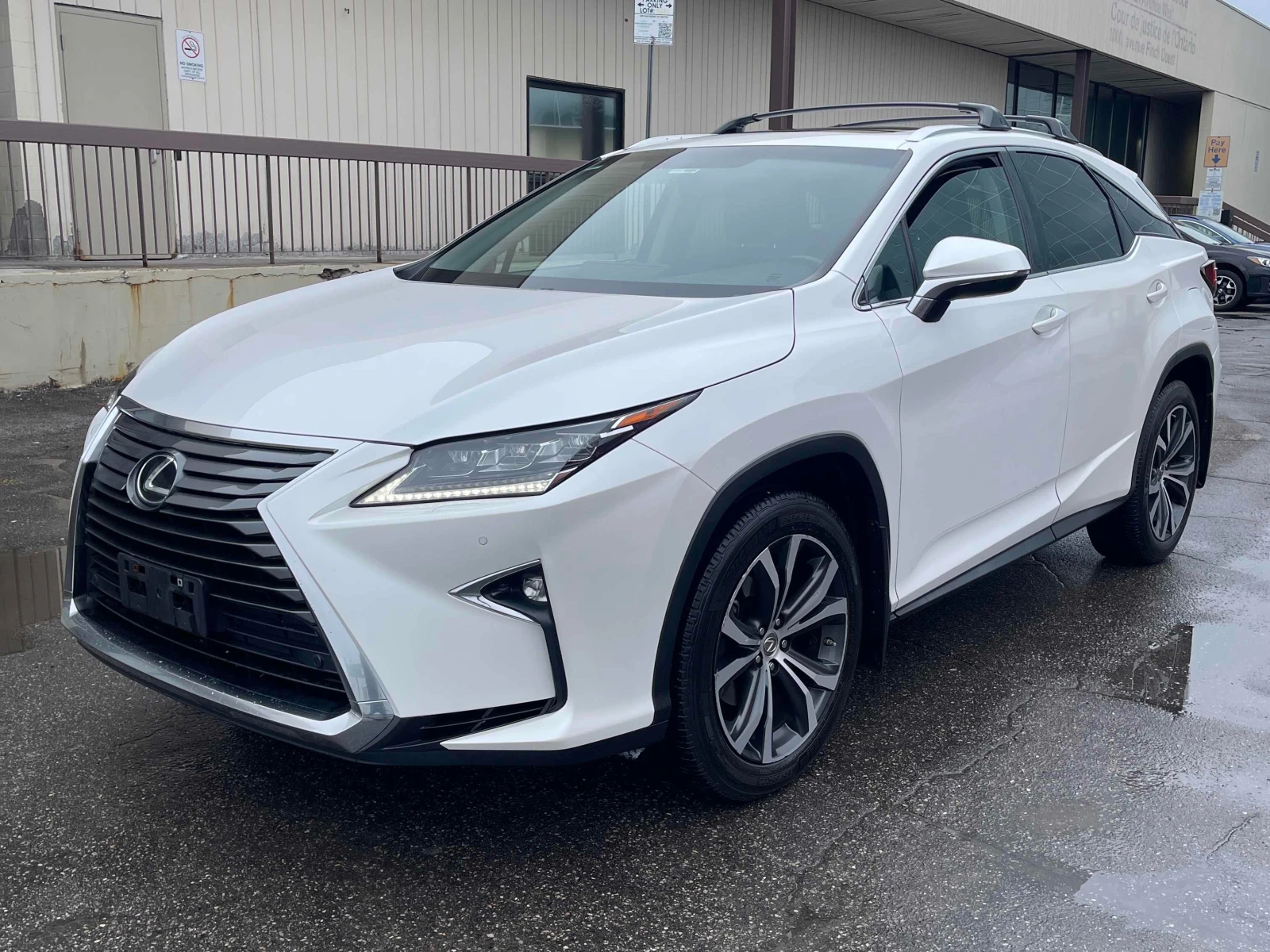 Lexus RX 350 ОБДУХВАНЕ * ПАРКТРОНИК * СЕРВИЗНА ИСТОРИЯ * 