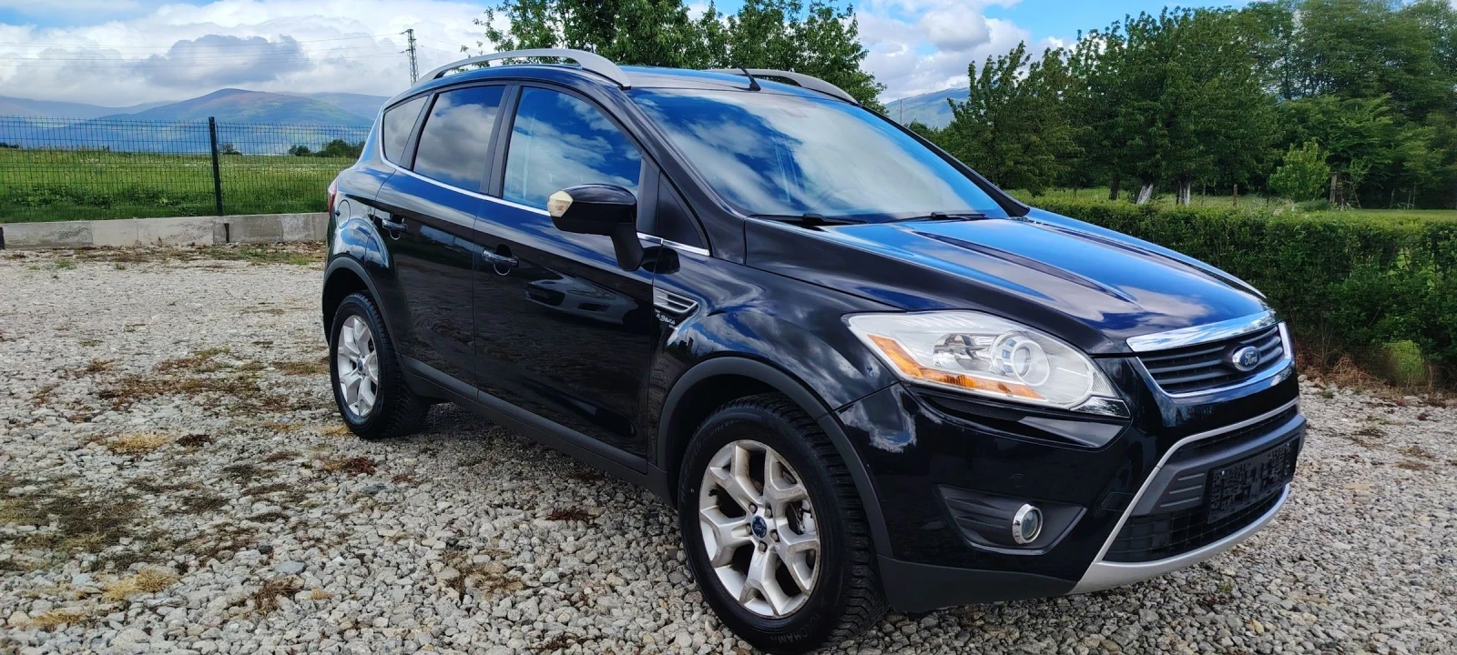 Ford Kuga 2.5T-200к.с, снимка 3 - Автомобили и джипове - 54582625